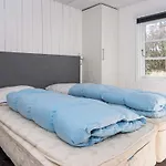 4 Star Holiday Home In Ringkobing Hébergement de vacances