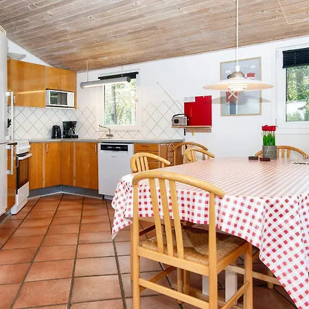4 Star In Ferienhaus